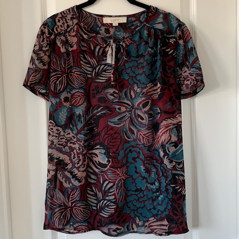 NWT LOFT Keyhole Tie Floral Print Short Sleeves Blouse Size Small